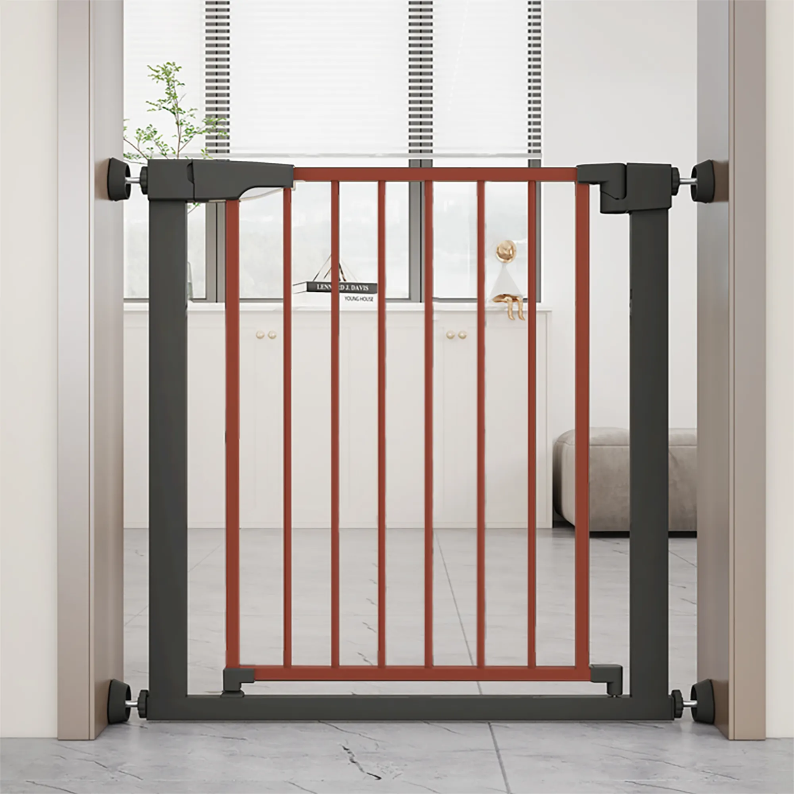 ICONIC SAFETY GATE FOR PETS